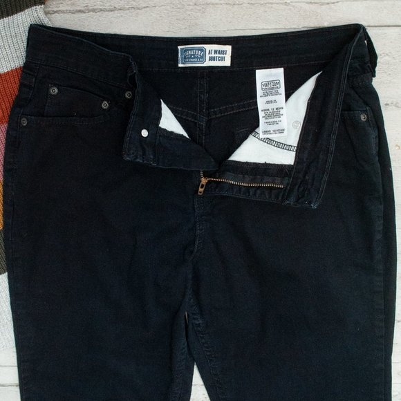 Levi's Signature Stretch At Waist Bootcut Jeans in Black size 12 - Picture 3 of 6
